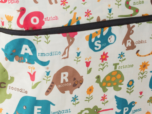 Shopping bag trolley with shoulder wheels foldable