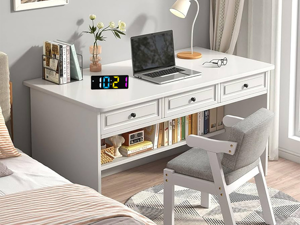 DIGITAALNE ÄRATUSKELL ELEKTROONILINE TERMOMEETER VÄRVILINE ÄRATUSKELL KUUPÄEV SNOOZE