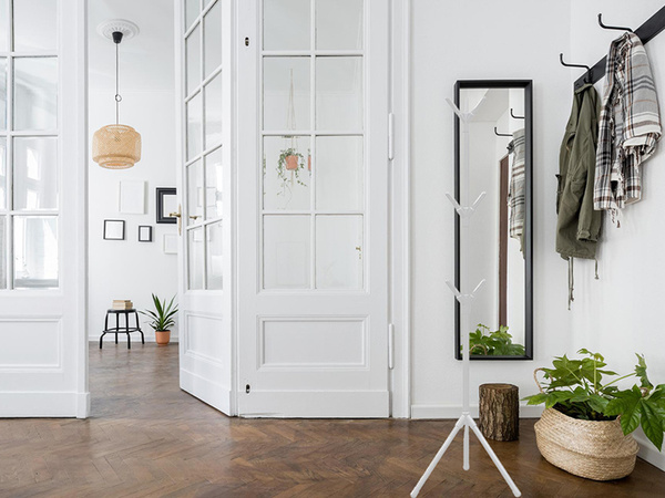 Porte-vêtements sur pied vestes sur pied métal blanc
