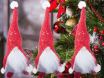 Weihnachtszwerg weihnachtszwerg unter weihnachtsbaum