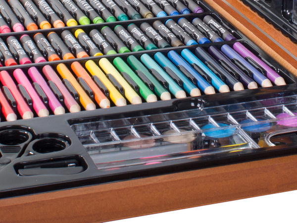 Művész készlet festőkészlet tartódobozban 150 db