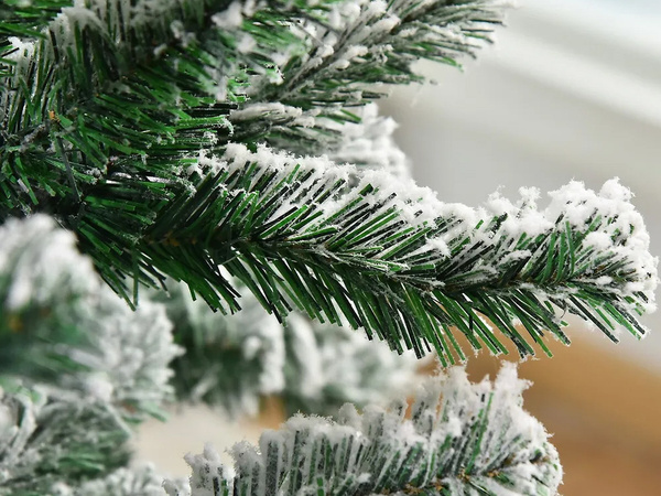 Mesterséges karácsonyfa hó kicsi 50cm asztali dekoráció