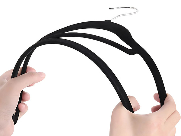 Velour clothes hangers black anti-slip set of 20 pieces