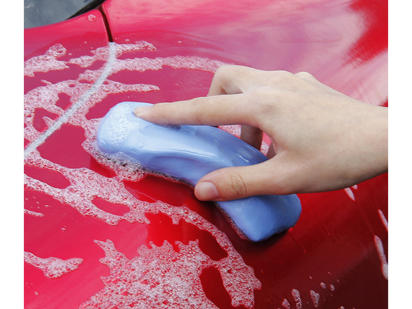 Hard clay for cleaning car paintwork