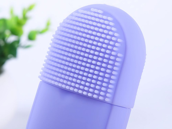 Ice roller silicone facial massager soothing smoothing