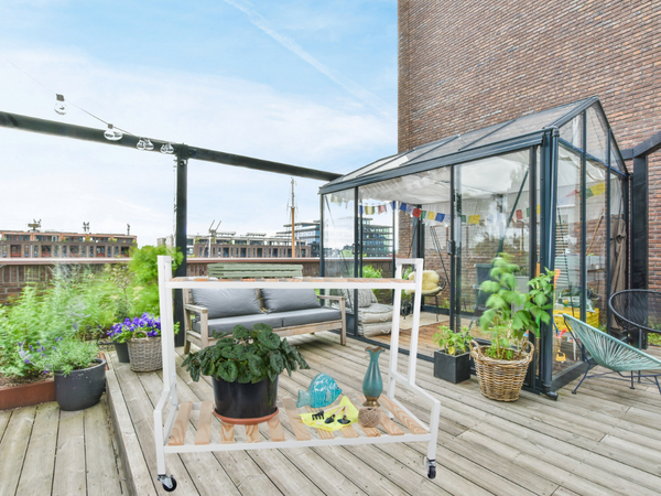 Parterre en bois pour fleurs en pot étagère à deux étages sur roues terrasse