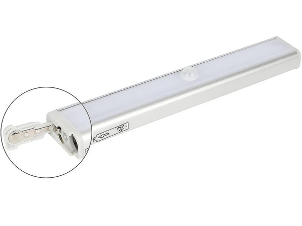 Samolepiace svetlo na koľajničku skrine