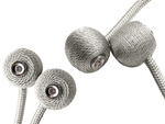 Decorative clips for curtains magnetically strong