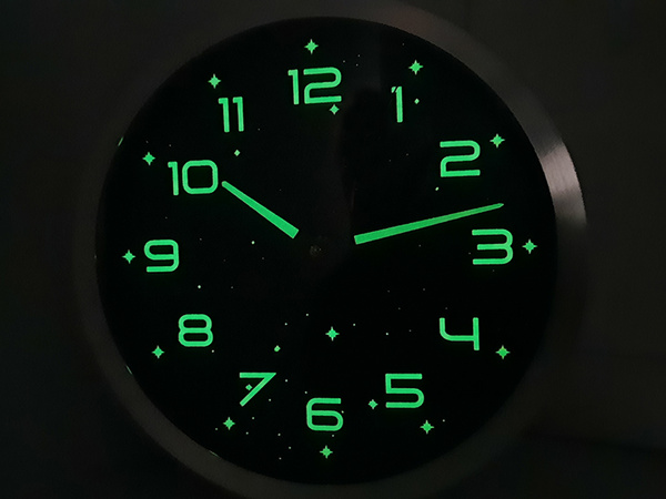 Nagy fluorescent fali óra light stars 30cm