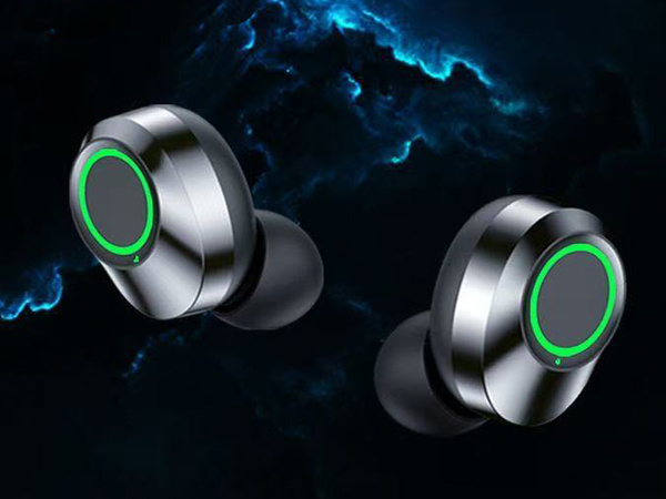 bluetooth belaidės ausinės su led įkrovimo dėklu ir mikrofonu