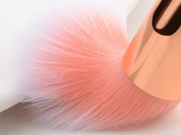 Set of professional make-up brushes 10 pieces