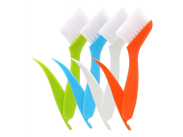 Slot cleaning brush slot scraper