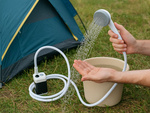 Tragbare dusche für touristen, camping und auto mit pumpe und akku