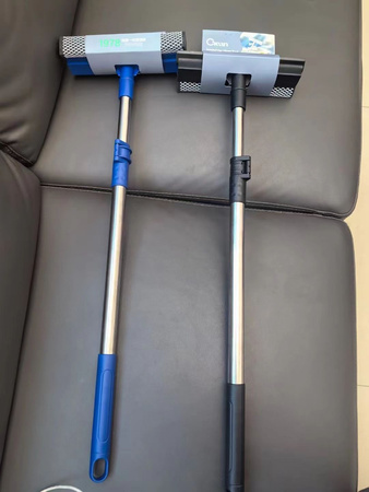 Război de fereastre cu burete și tigă telescopică pentru ferestre, oglinzi și podele
