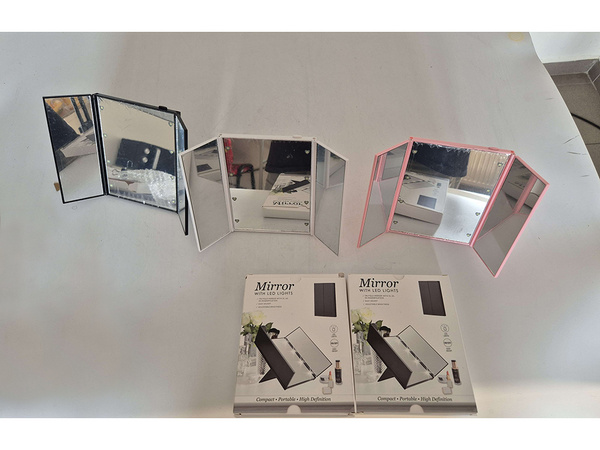 Oglinză pliabilă cu suport cosmetic pentru machiaj, cu iluminare led
