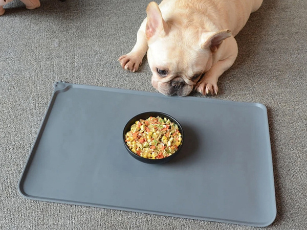 Alfombrilla antideslizante de silicona impermeable para comederos de perros y gatos